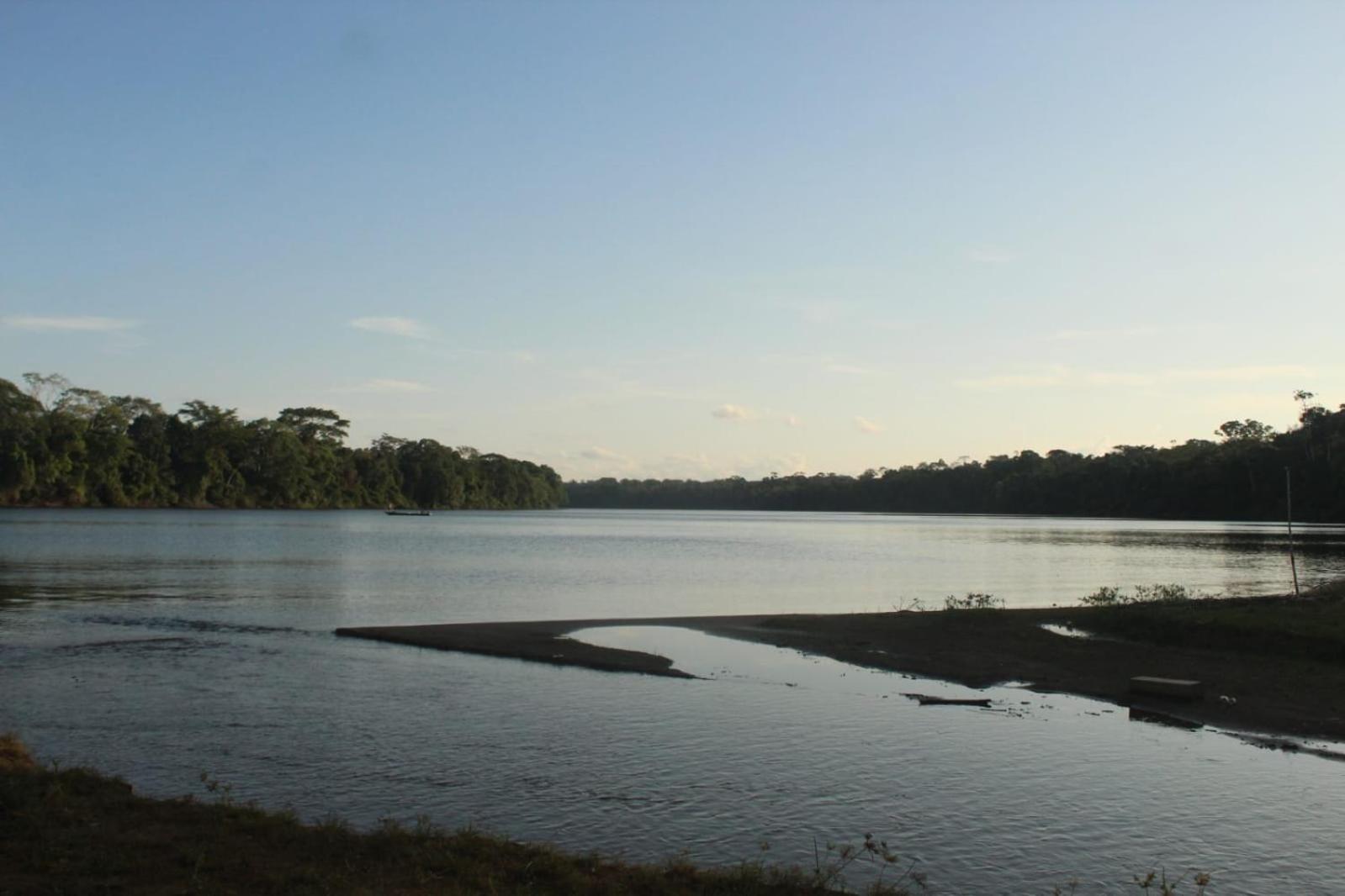 Valencia Lake Lodge Puerto Maldonado Buitenkant foto